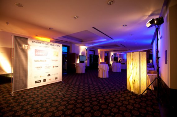Robíme IT svet bezpečným 2012