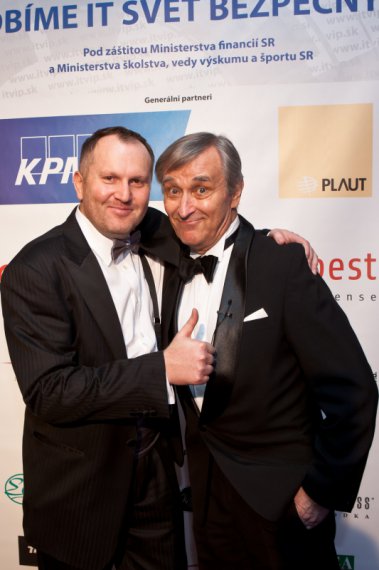 Robíme IT svet bezpečným 2012